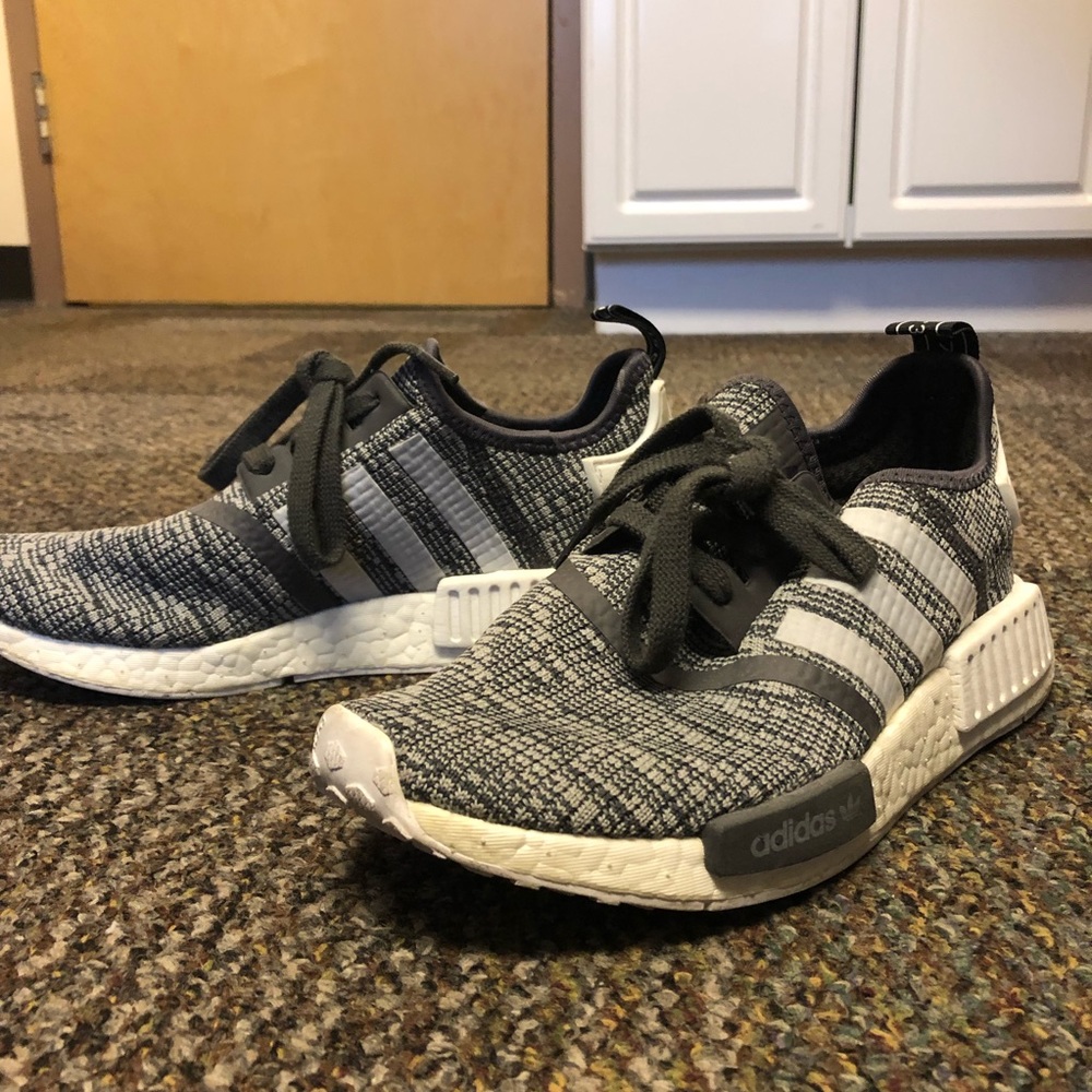 adidas nmd r1 glitch solid grey camo